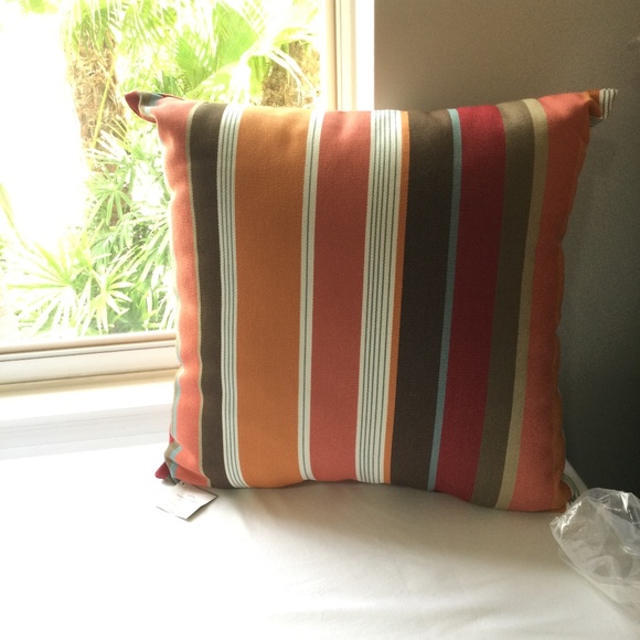 New Pottery barn pillow outdoor indoor, multi color stripes 22 x 22 squares - Picture 1 of 4